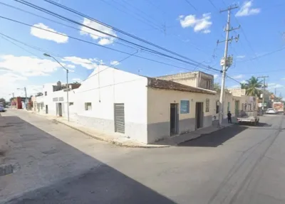 DOS CASAS EN VENTA EN ESQUINA, MERIDA CENTRO (NVC-2701)