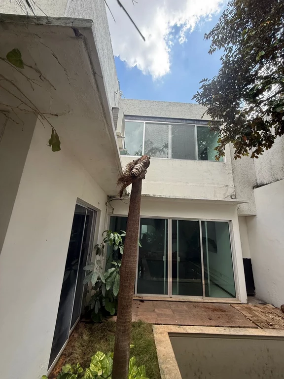 ENCANTADORA CASA EN VENTA MONTES DE AME MERIDA NORTE (NVC-2721)