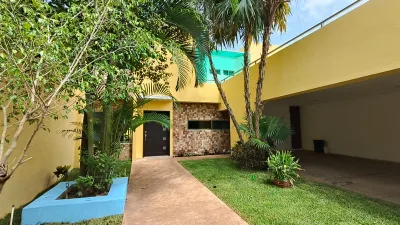 HERMOSA CASA EN VENTA EN MARGARITAS DE CHOLUL CON ALBERCA (FVC-2800)