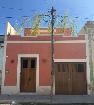 HERMOSA CASA EN VENTA REMODELADA CASA ROMINA EN  EL CENTRO DE MERIDA (AVC-2476)