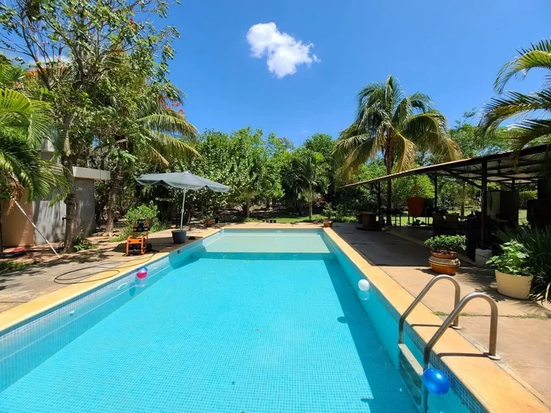 ESPECTACULAR PROPIEDAD EN VENTA SOBRE TERRENO DE 11200M2 MERIDA SUR (FVC-2804)