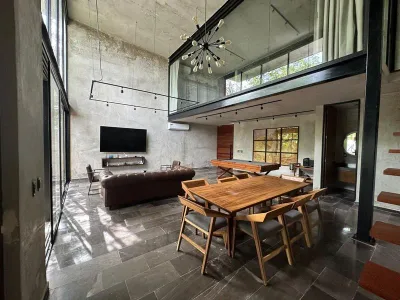 HERMOSA PROPIEDAD EN VENTA AMUEBLADA TIPO LOFT EN KOMCHEN CERCA PROGRESO (FVC-2716)