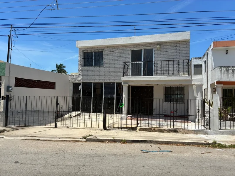 CASA EN VENTA 3 RECAMARAS IDEAL PARA REMODELAR EN LA MIGUEL ALEMAN/BRISAS MERIDA NORTE (IVC-2841)