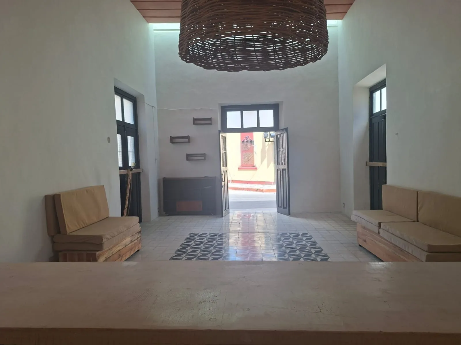 CASONA EN RENTA  MERIDA, CENTRO SANTA LUCIA SANTA ANA  (GRL-1070)