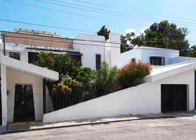HERMOSA CASA EN VENTA MERIDA, ITZIMNA (AVC-2275)
