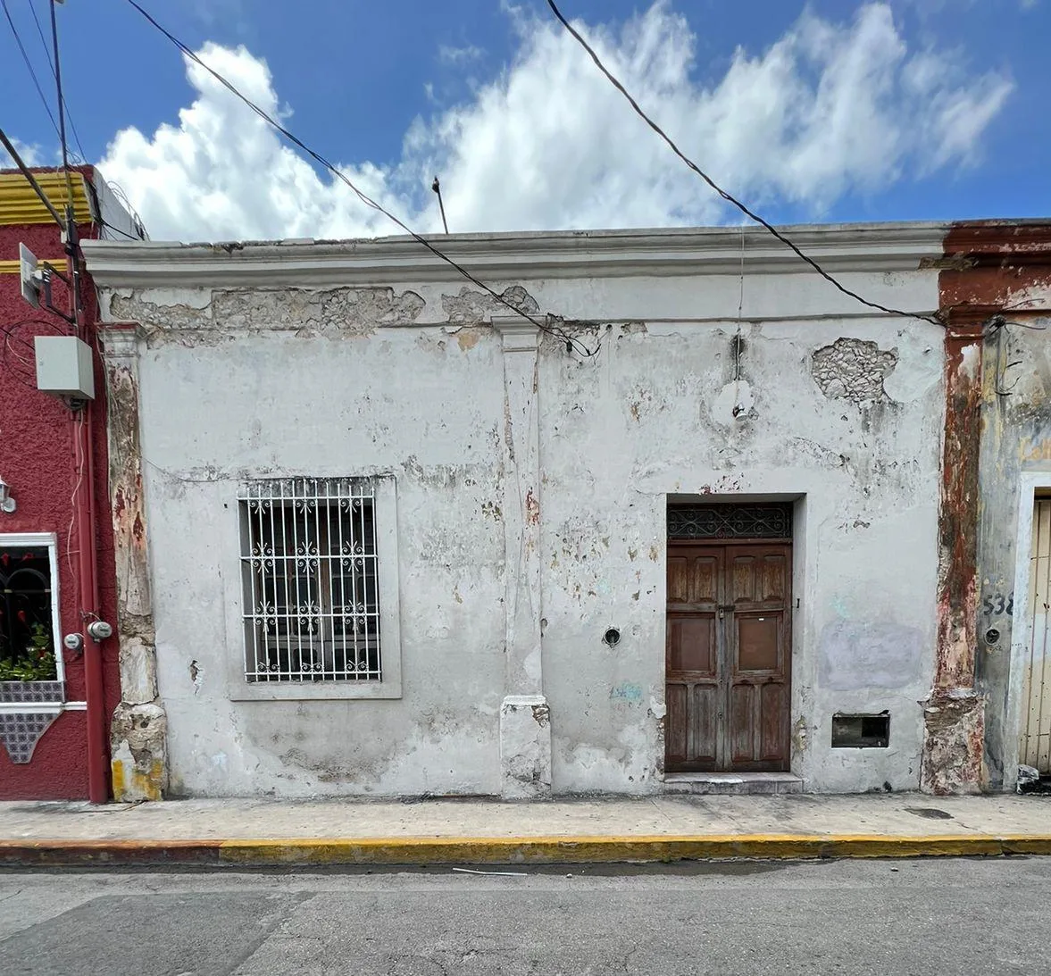 CASA COLONIAL EN VENTA MERIDA, CENTRO SANTIAGO (AVC-2290)