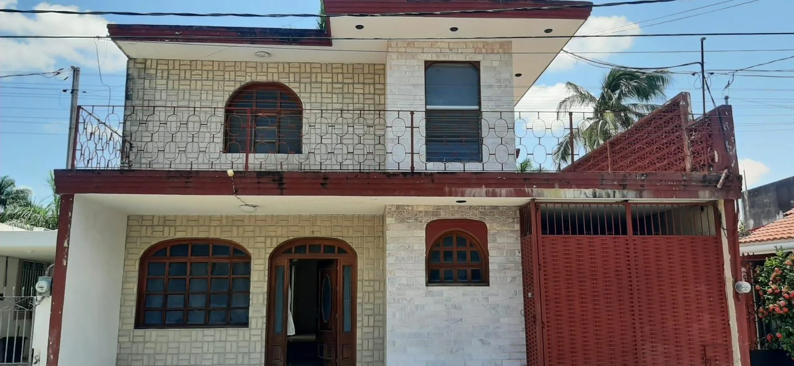 EXCELENTE OPCION EN VENTA MERIDA CENTRO GARCIA GINERES (AVC-2410)