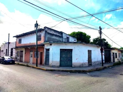 INCREIBLE 2 CASAS EN UNA EN VENTA MERIDA, CENTRO (AVC-2413)