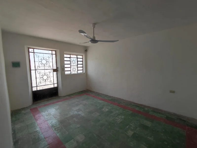 LINDA CASA EN RENTA REMODELADA SOLO PARA OFICINA O CONSULTORIO (GRC-1083)