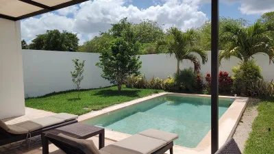 CASA EN VENTA 3 RECAMARAS PANELES SOLARES BOSQUES DE CONKAL MERIDA NORTE (GVC-2820)