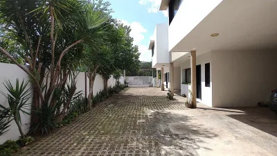 CASA EN VENTA 2 RECAMARAS COLONIA MAYA MERIDA NORTE (GVC-2817)