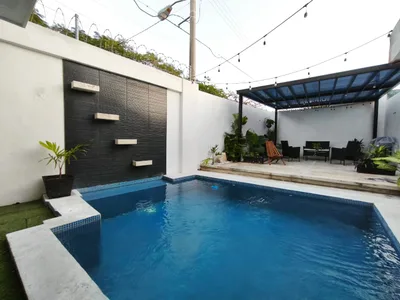 HERMOSA CASA EN ESQUINA EN VENTA MERIDA CENTRO LA PLANCHA (AVC-2493)