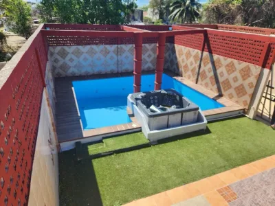 CASA EN VENTA 6 RECAMARAS LISTA PARA VIVIR MERIDA CENTRO ERMITA (AVC-2814)