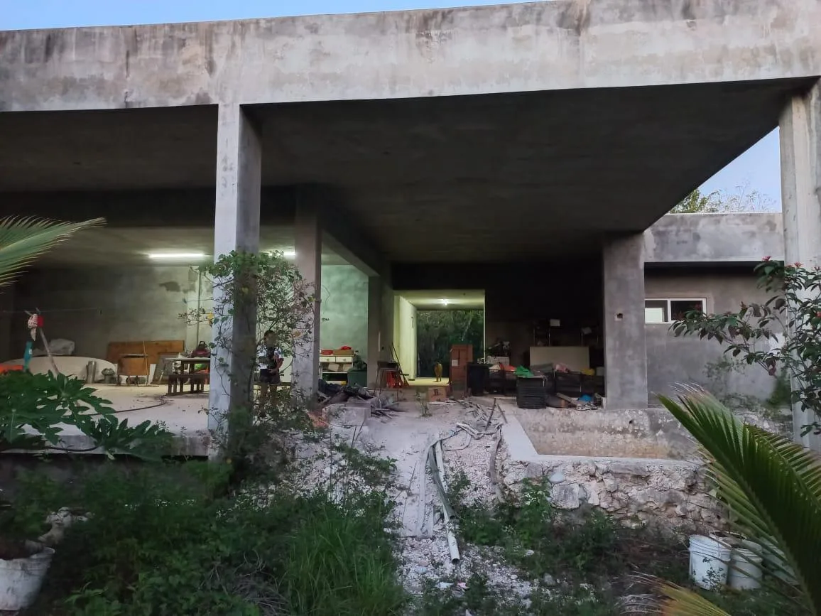 AMPLIA PROPIEDAD CON TERRENO DE 5068M2 EN VENTA COZUMEL (NVC-2354)