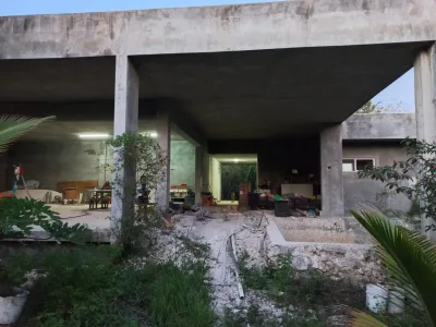 AMPLIA PROPIEDAD CON TERRENO DE 5068M2 EN VENTA COZUMEL (NVC-2354)