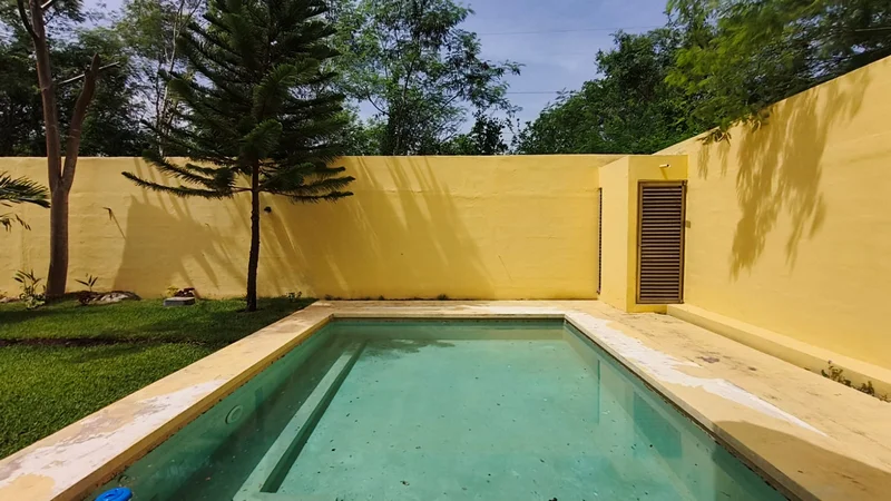 HERMOSA CASA EN VENTA EN MARGARITAS DE CHOLUL CON ALBERCA (FVC-2800)