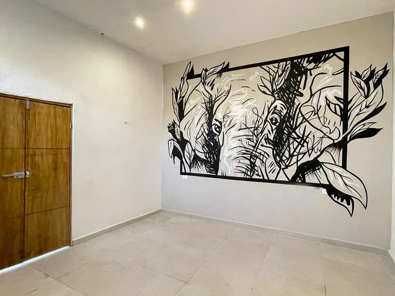 CASA EN VENTA 1 RECAMARA, REMODELADA, CERCA ERMITA MERIDA CENTRO (AVC-2860)