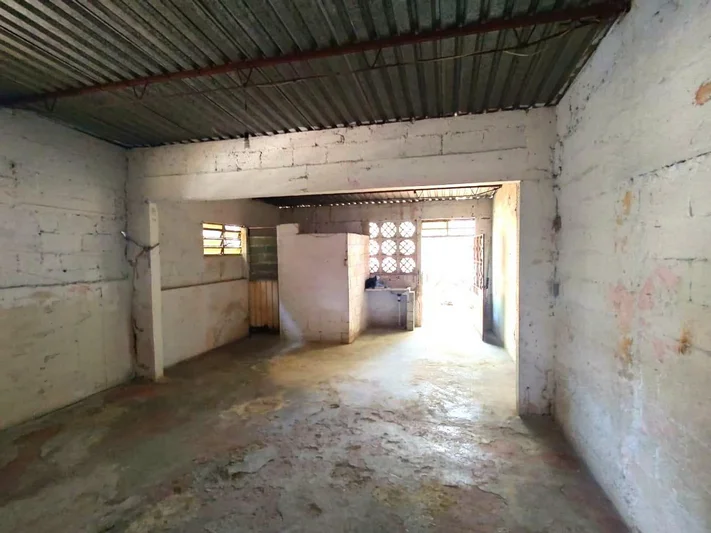 CASA EN VENTA IDEAL PARA REMODELAR MERIDA, CENTRO (AVC-2348)