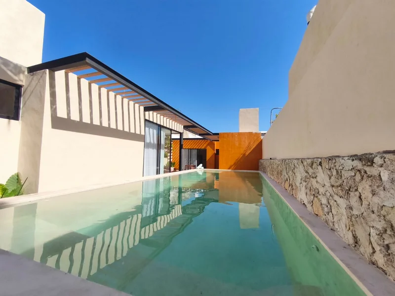CASA EN VENTA ENTREGA LLAVE EN MANO AMUEBLADA EQUIPADA BARRIO DE LA ERMITA (AVC-2797)