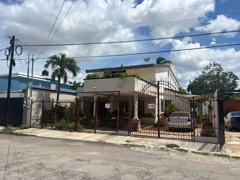 ENCANTADORA CASA EN VENTA MERIDA COLONIA MEXICO (IVC-2743)