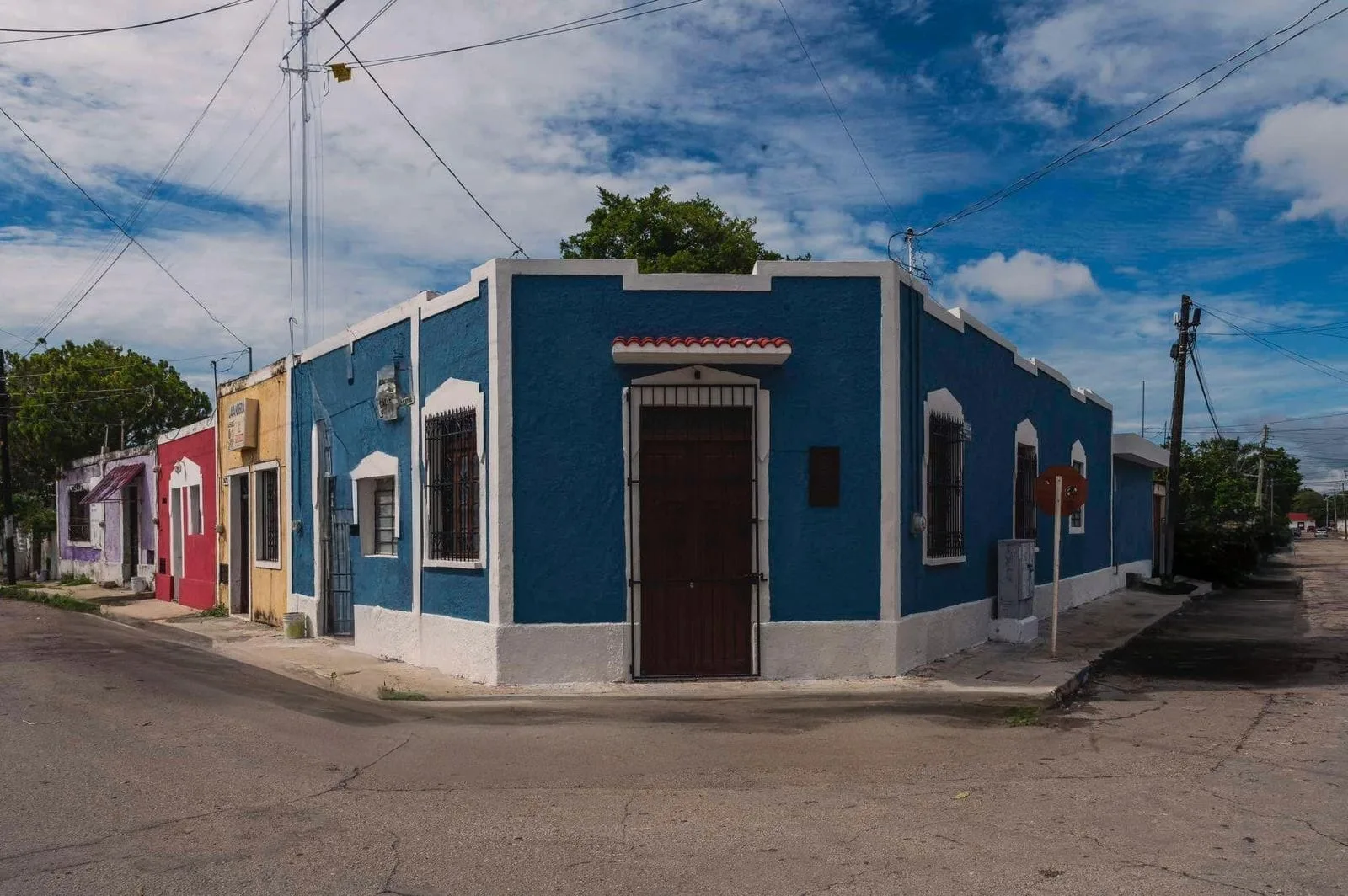 INCREIBLE PROPIEDAD EN VENTA A SOLO UNAS CUADRAS DE LA PLANCHA MERIDA CENTRO (FVC-2511)