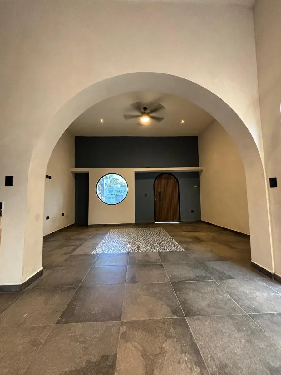 HERMOSA CASA EN VENTA REMODELADA MERIDA SANTIAGO