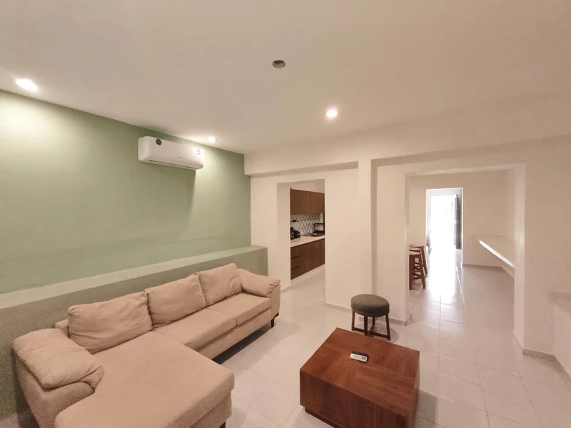 INCREIBLE CASA EN RENTA REMODELADA EQUIPADA CON ALBERCA MERIDA CENTRO