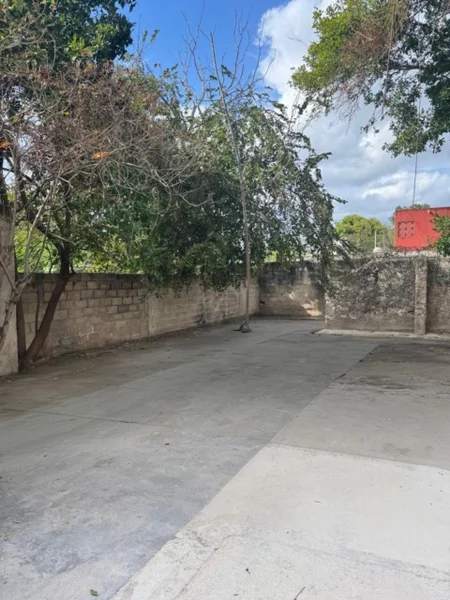 AMPLIO TERRENO EN VENTA BOJORQUEZ