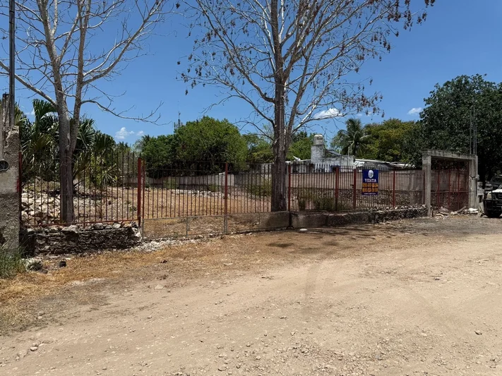 TERRENO EN VENTA LEANDRO VALLE MERIDA NORTE (NVT-2809)