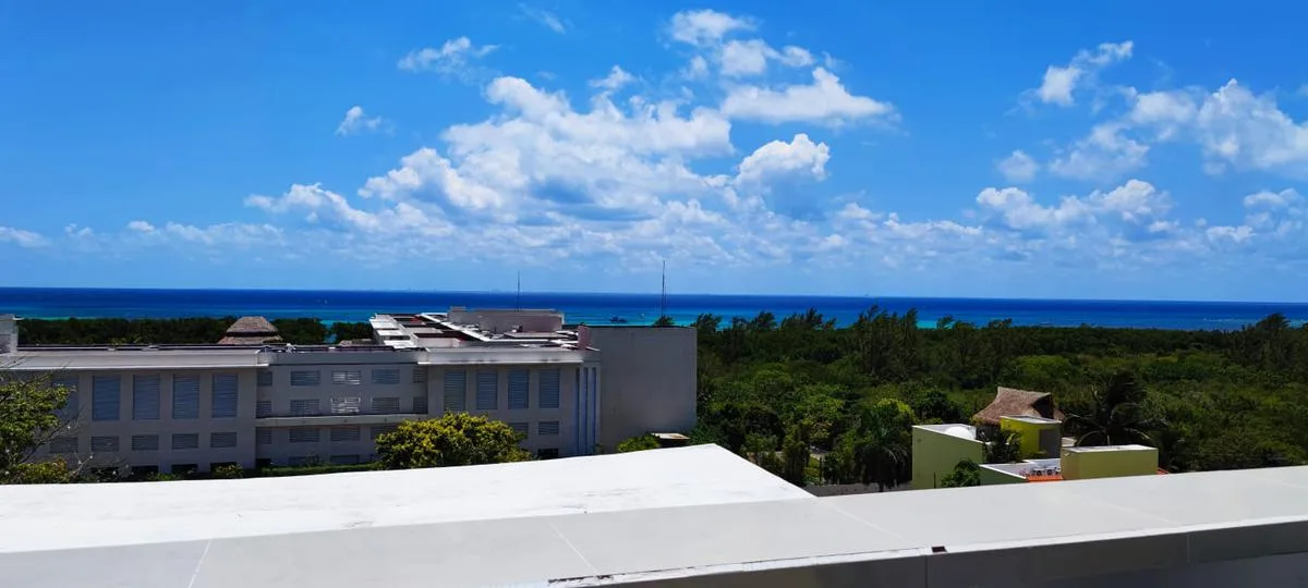 HERMOSO  DEPARTAMENTO EN VENTA PLAYA DEL CARMEN,CERCA 5A Y PLAYAS (FVD-1114)