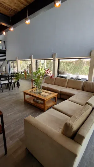 CASA EN VENTA 3 RECAMARAS, CON ALBERCA, TEMOZON NORTE (GVC-2833)