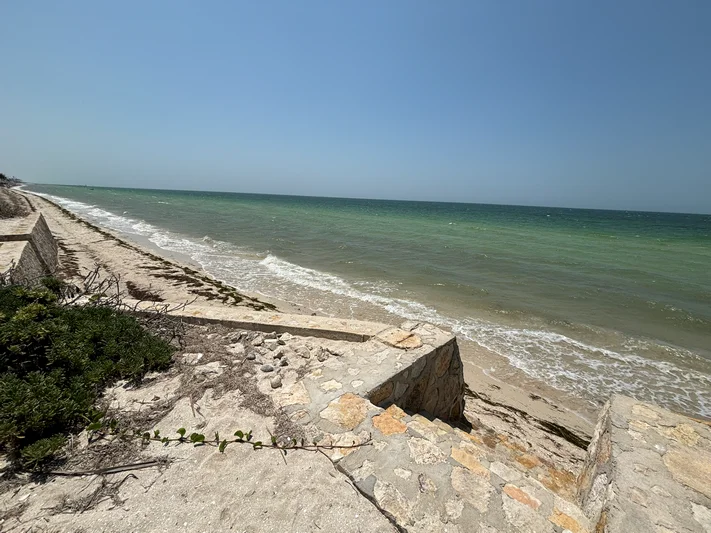 CASA EN VENTA 3 RECAMARAS CON VISTA AL MAR, TELCHAC PUERTO, MERIDA (AVC-2815)